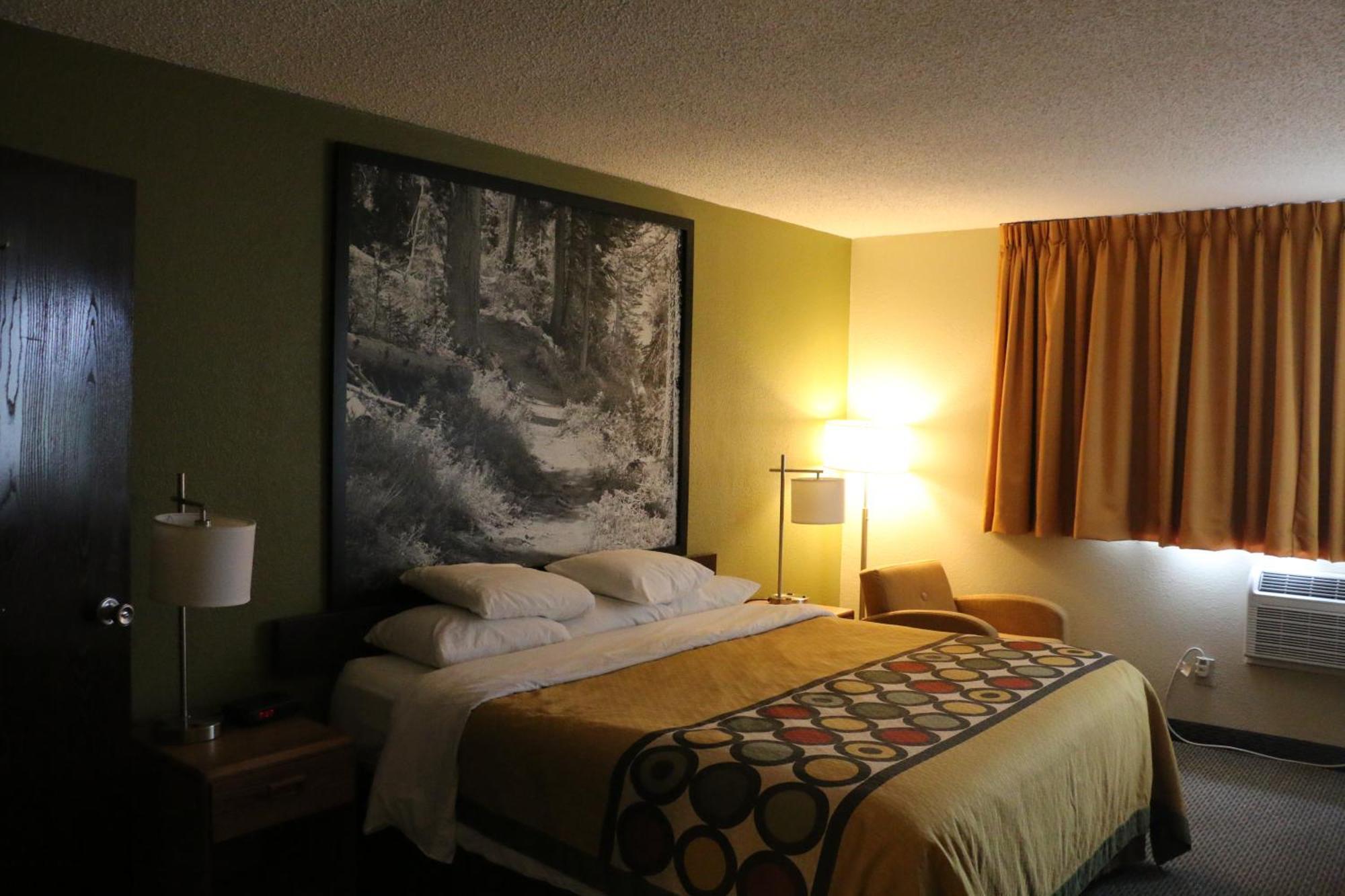 Hotel Super 8 By Wyndham Windsor/Madison North Habitación foto